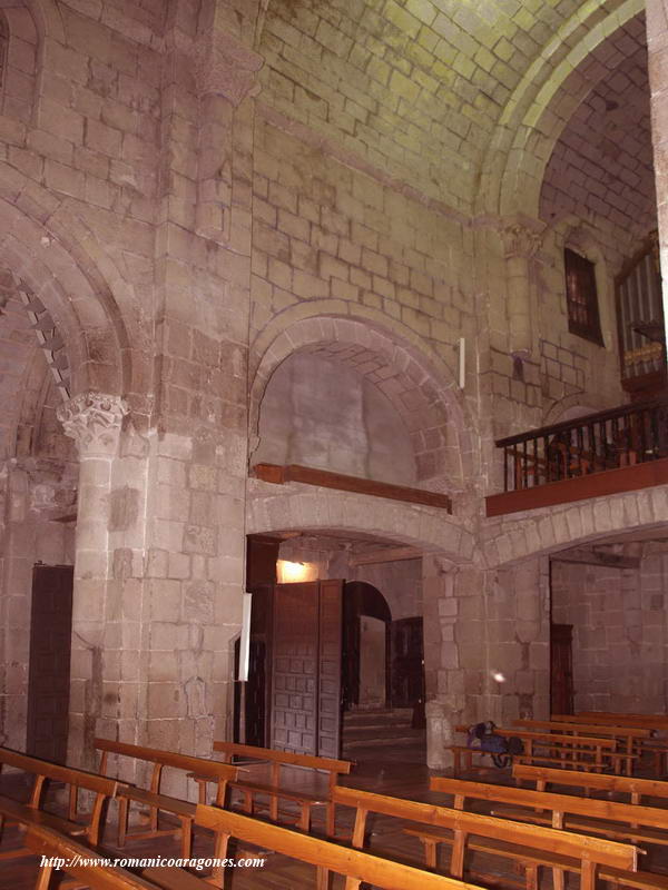 DETALLE DE LA NAVE CENTRAL Y LATERAL SUR